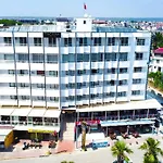 Hotell First Class 4*