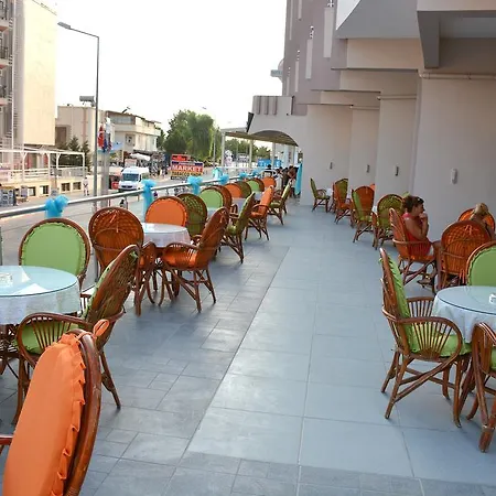 Szálloda First Class 4*