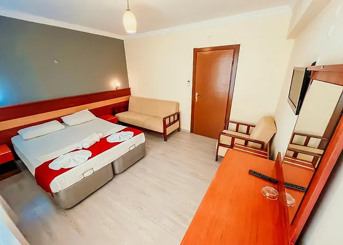 Hotel First Class 4*