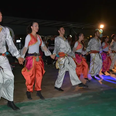 迪迪姆一流酒店